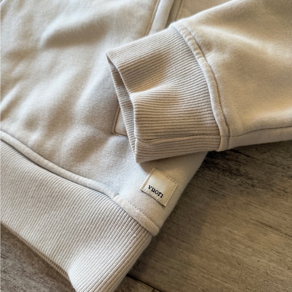 Vuori Men's Seaside Full Zip Salt Hoodie Size Medium - Picture 3 of 6